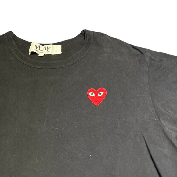 COMME des GARÇONS PLAY - Black Red Heart Patch T-shirt- SIZE MEDIUM - MEN'S ❤️✨ - Picture 5 of 8